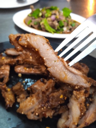 เสือร้องไห้