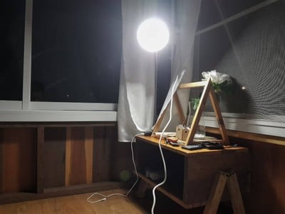 ท่ามกลางบรรยากาศที่ธรรมชาติมีฉากหลังเป็นทิวเขาเเละสายน้ำ