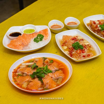 เมนูของร้าน บัลลังก์ปูม้า ตลาดรถไฟศรีนครินทร์