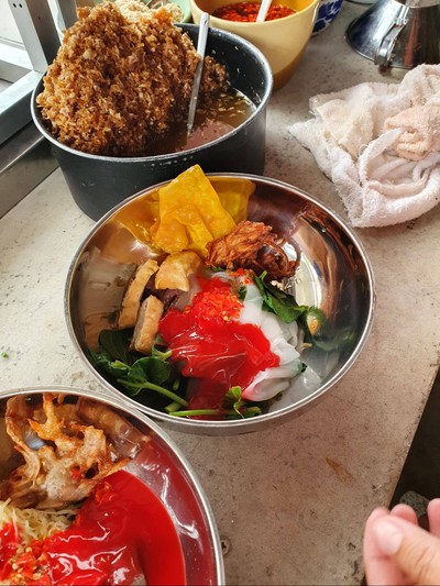 เส้นใหญ่โฟน้ำ