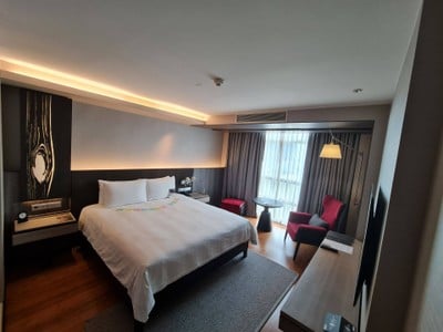 Pullman King Power Bangkok Hotel