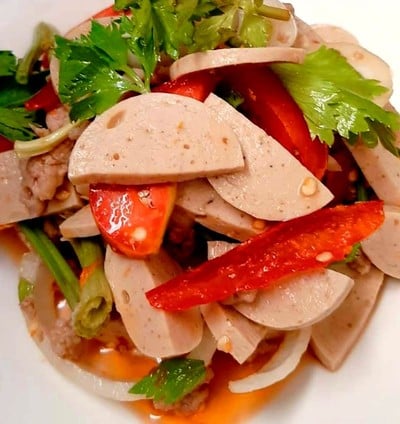 ยำหมูยอ