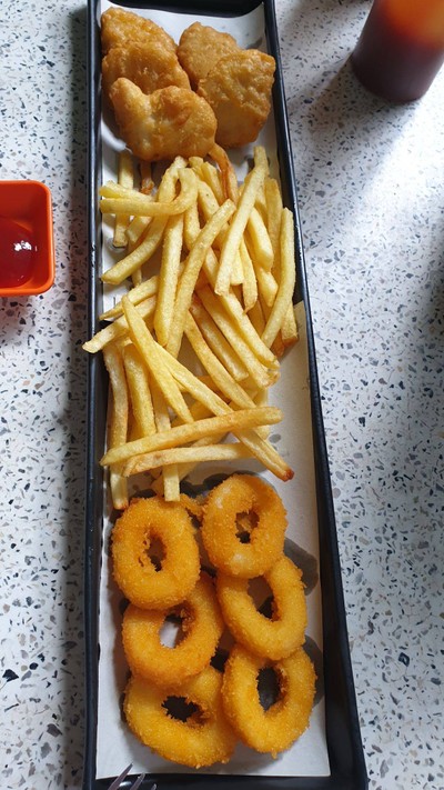 รวมทอด 3 อย่าง 100 บาท