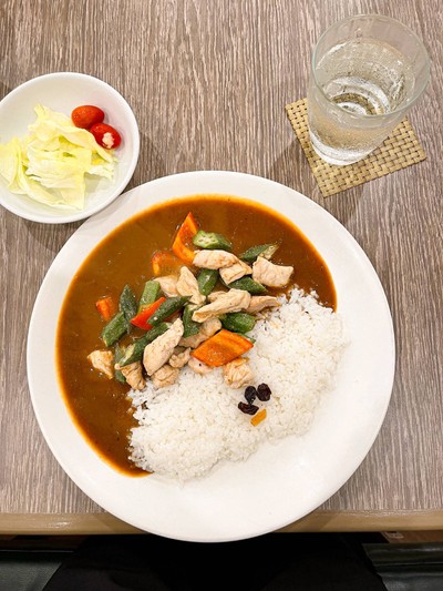Tori Ookura Curry