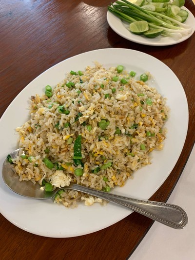 ข้าวผัดคะน้าปลาเค็ม.