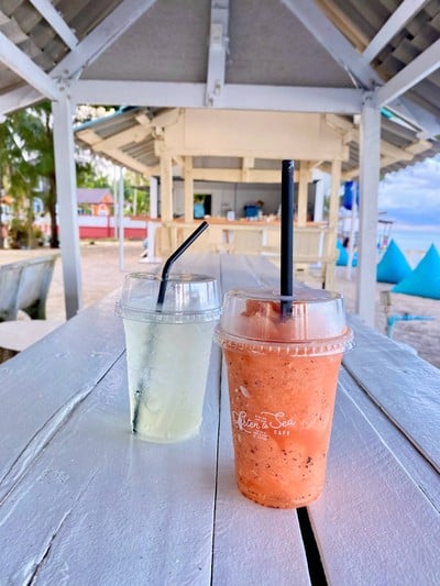 น้ำช่อดอกมะพร้าว, สตรอเบอรี่ เสาวรสปั่น