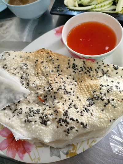 ขนมปากหม้อกรอบ