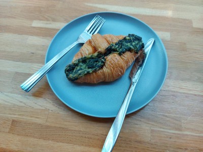 ครัวซองค์ผักโขม