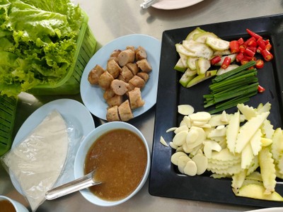 แหนมเนือง