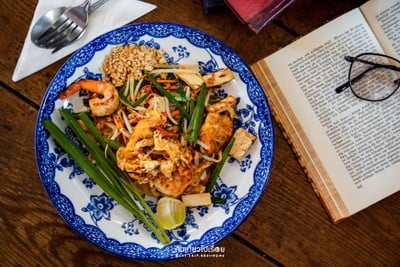 ผัดไทยกุ้งสด