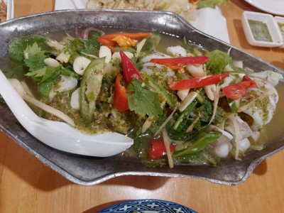 ปลาหมึกนึ่งมะนาว