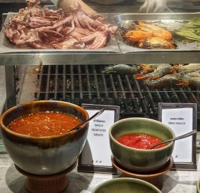 อาหาร หรือ เครื่องดื่ม