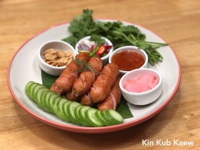 ไส้กรอกอีสานย่าง