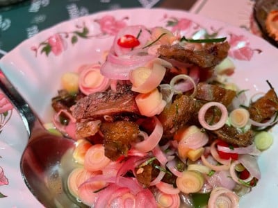 ยำปลาสลิด