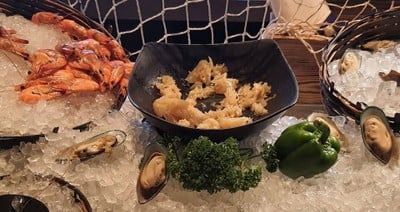 อาหาร หรือ เครื่องดื่ม