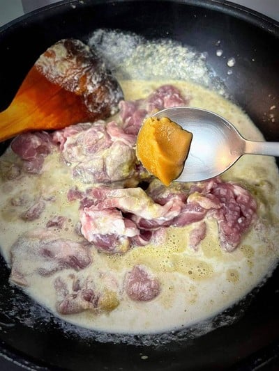 วิธีทำ เขียวหวานหมูผัดแห้ง วิธีทำ เขียวหวานหมูผัดแห้ง