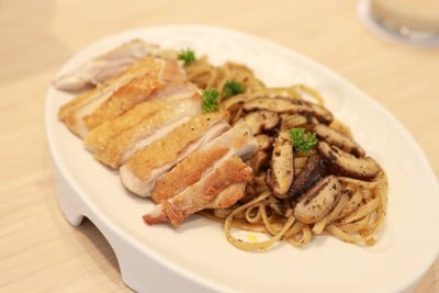 Pasta chicken truffle