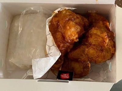 ข้าวเหนียวปีกบนไก่