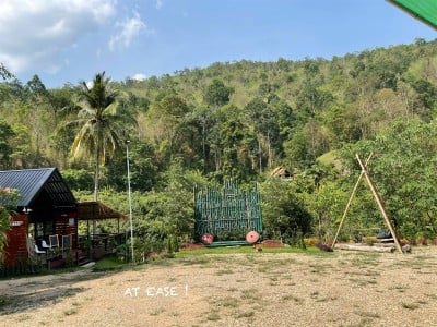 ลานจอดรถ