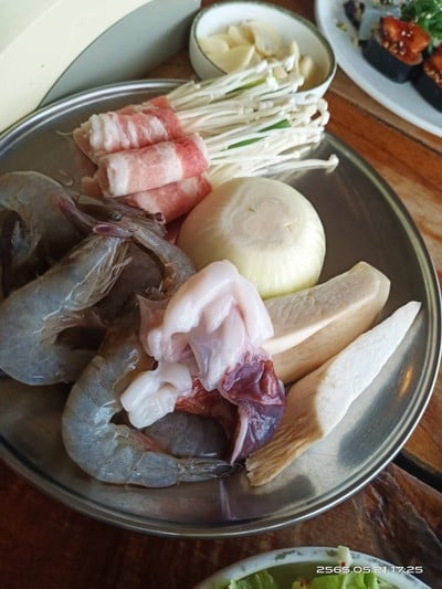 Mr.Gung Korean BBQ Buffet098