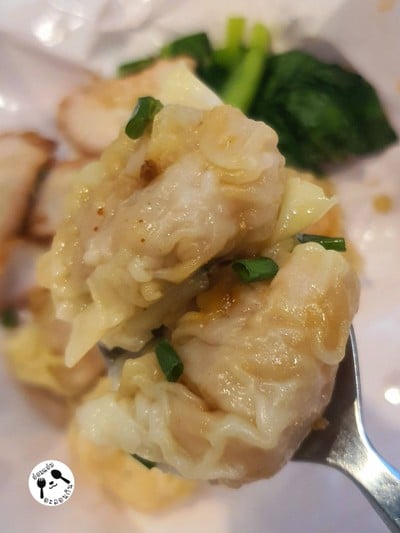 เกี๊ยวกุ้งหมูแดง