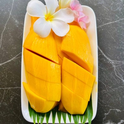 มะม่วงมหาชนกสุกปลอกพร้อมทาน