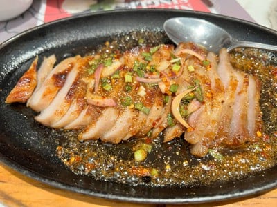 คอหมูกระทะร้อน