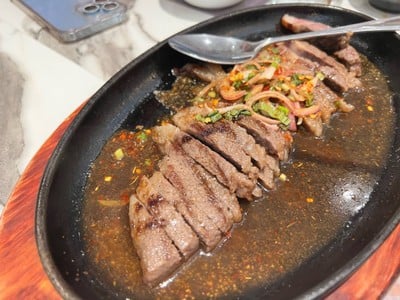 เนื้อกระทะร้อน