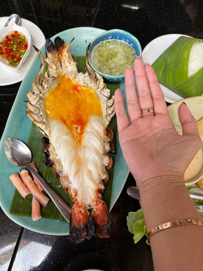 กุ้งแม่น้ำเผาเตาถ่าน
