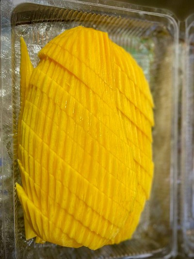 มะม่วงกิมหงส์สุกปากตะกร้อพร้อมทาน