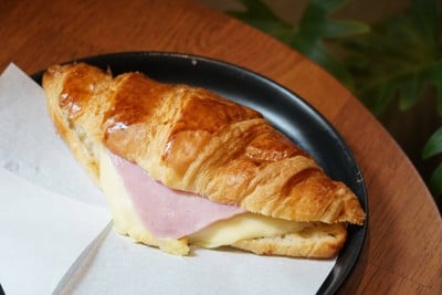 BLACK (Black Specialty Coffee & Slow bar) โครงการ เดอะ ฮับ พหลฯ อารีย์