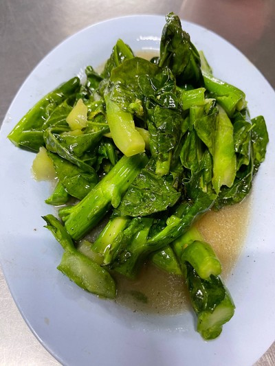 คะน้าฮ่องเต้ผัดน้ำมันหอย