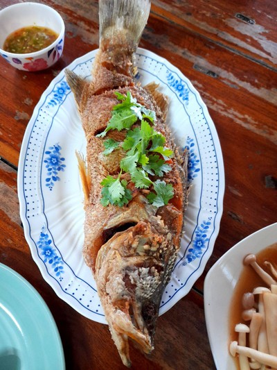 อาหาร หรือ เครื่องดื่ม