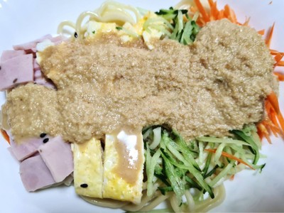 Liang Mian