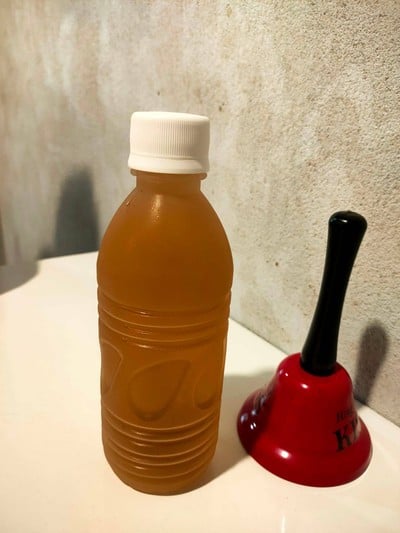 น้ำอ้อยดำ