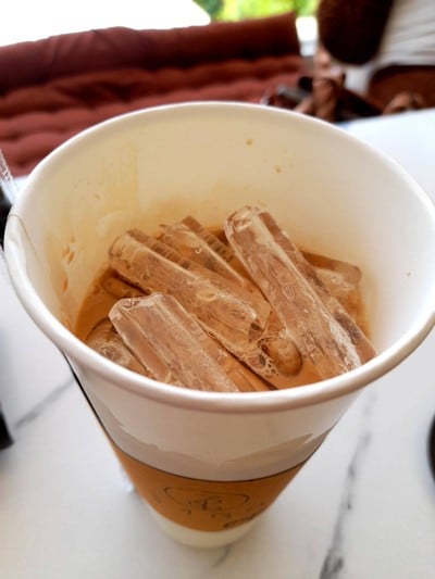 อาหาร หรือ เครื่องดื่ม