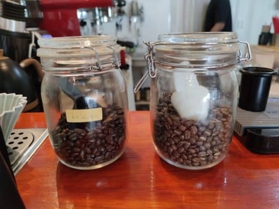 บรรยากาศ ละเมียด ละไม สโลว์บาร์ คอฟฟี่ ชัยนาท