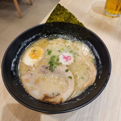 ทงคตสึ ชาชู ราเมน