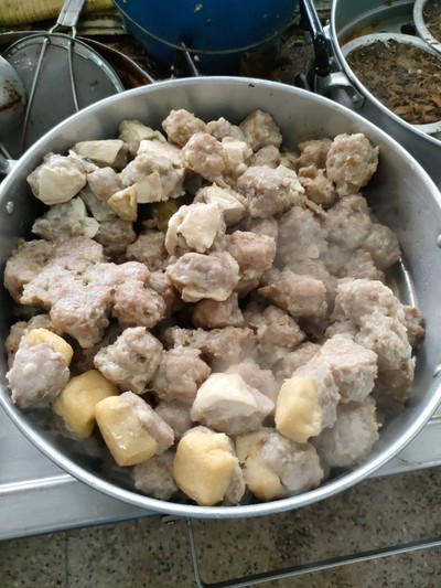 ลูกชิ้นหัวล้าน