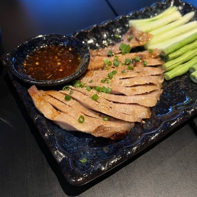 คอหมูย่าง