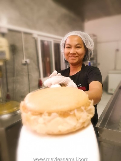 อาหาร หรือ เครื่องดื่ม