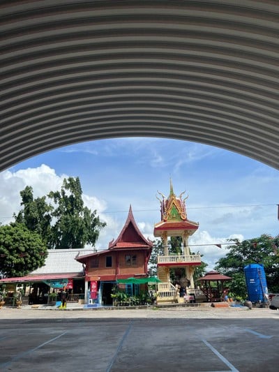 วัดเนินกระบก