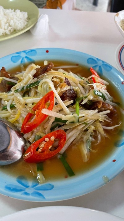 กุยช่ายขาวผัดหมูกรอบ