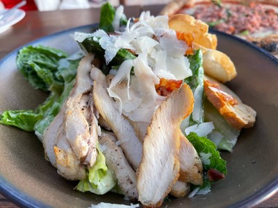 Ceasar salad with chicken