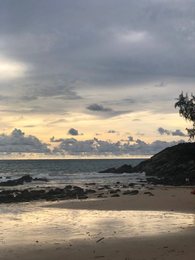 สระว่ายน้ำ/ชายหาด