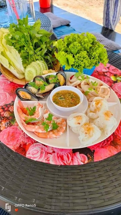 ฮิมนา คาเฟ่