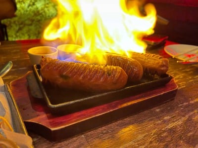 เมนูของร้าน The Column Phuket