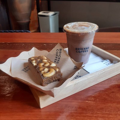 อาหาร หรือ เครื่องดื่ม