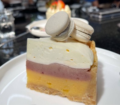 Passionfruit cheesecake