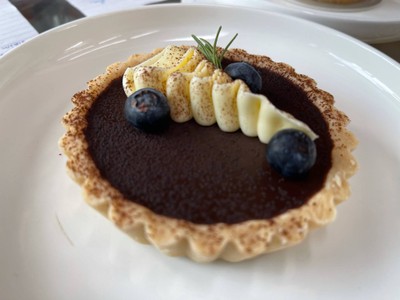 Chocolate tart
